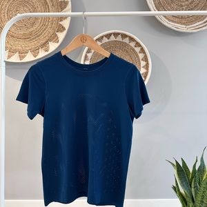 lululemon Swiftly Breeze By Relaxed Short-Sleeve Shirt